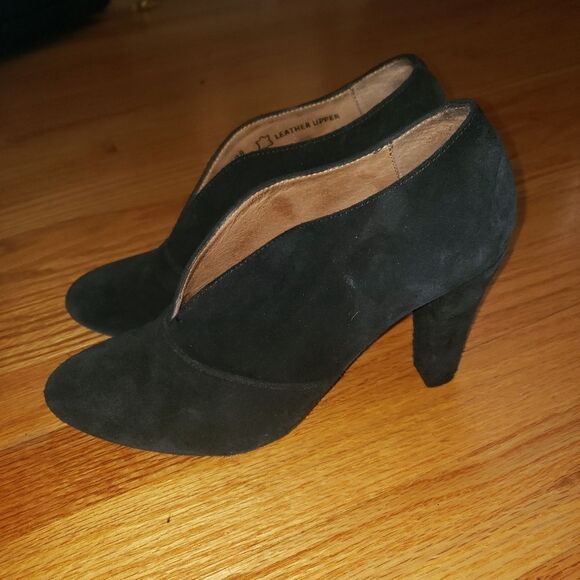 Eric Michaels Black Leather booties - Picture 3 of 8